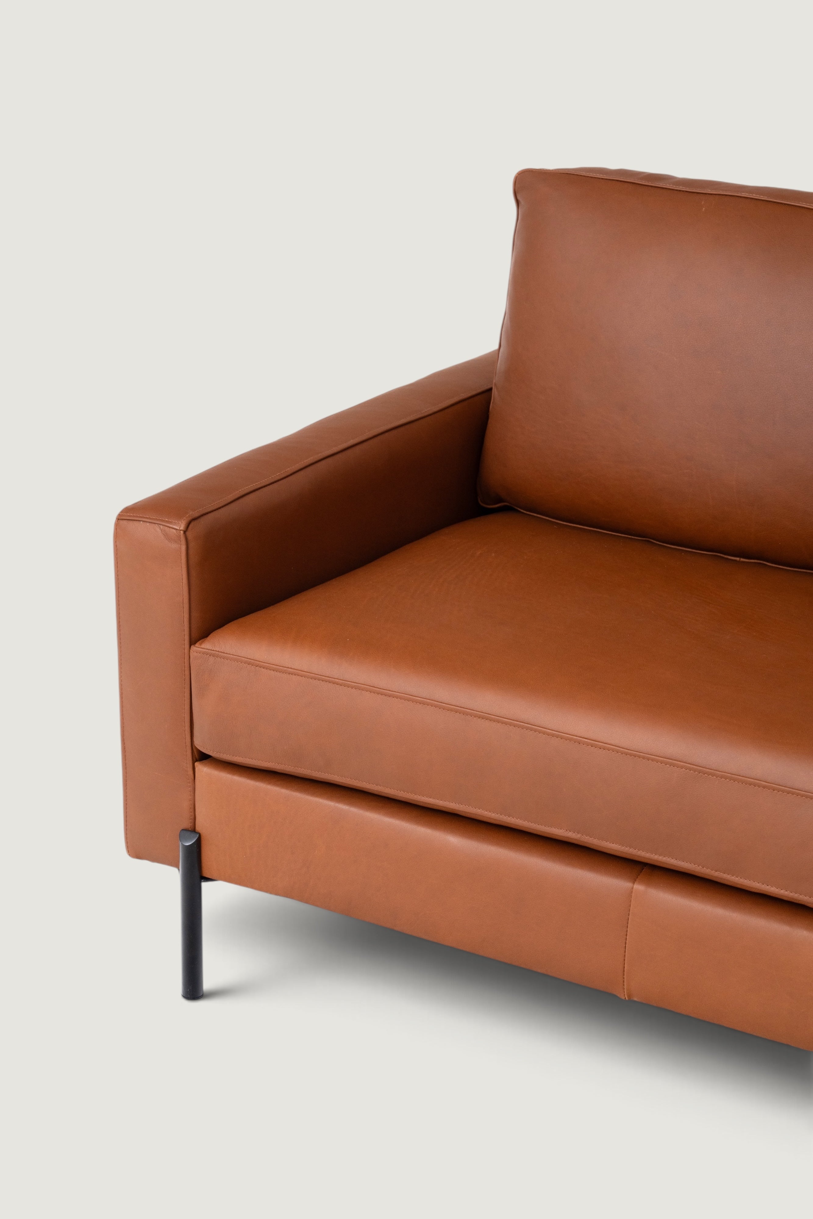 Zanzibar Leather Daybed