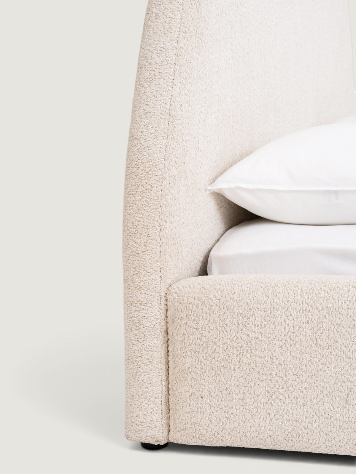 Luna Designer Curved Bed Set