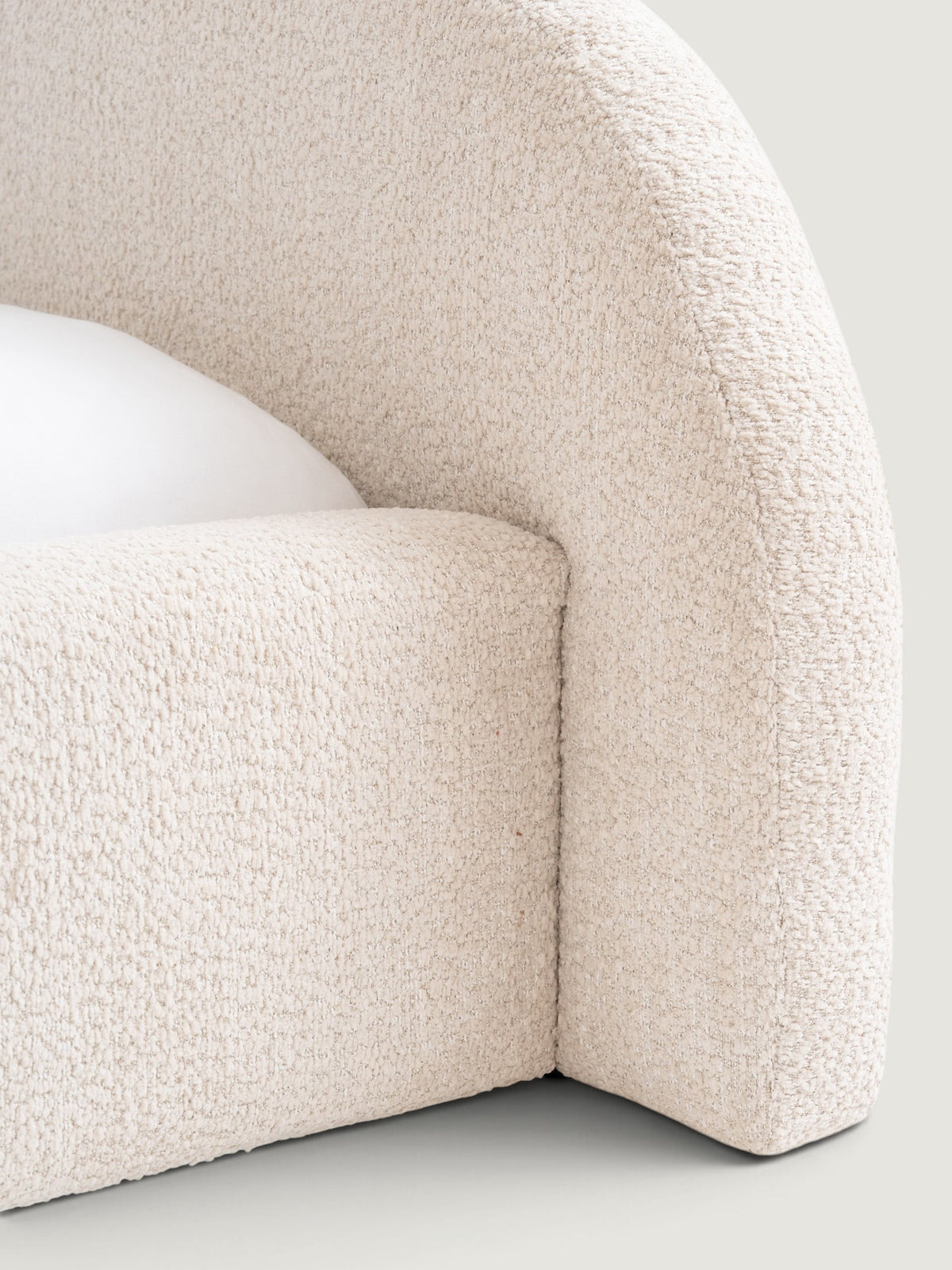 Luna Designer Curved Bed Set